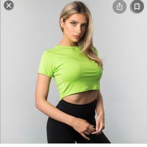 Alphalete Aspire Crop Top -Medium